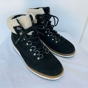 White Mountain womens size 8 black fur lined snow winter boots